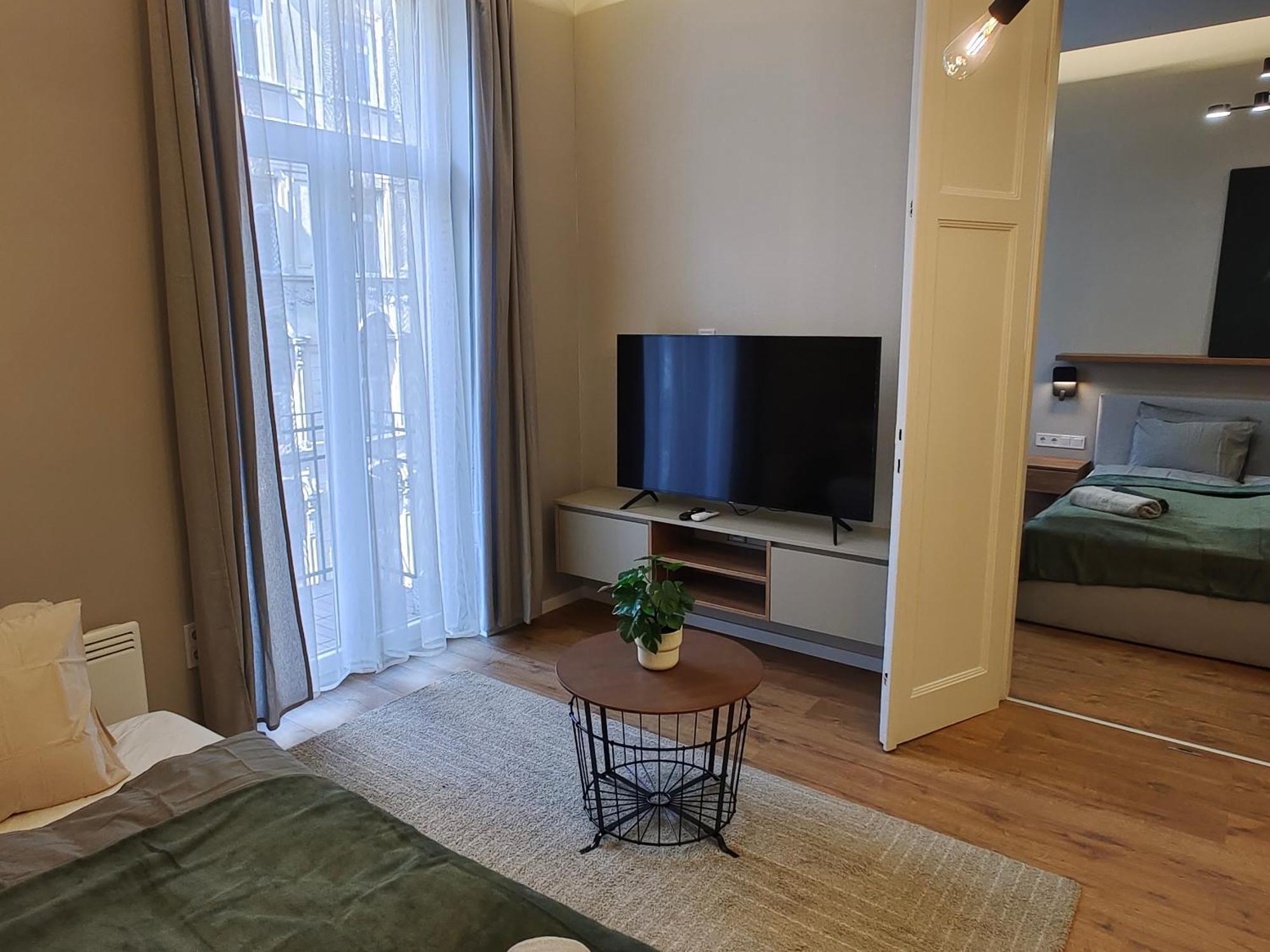 City Center 2, Cozy And Modern 2Br In The City Center Βουδαπέστη Εξωτερικό φωτογραφία